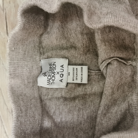 Nwot, Madeleine Thompson X Aqua knit joggers - Picture 3 of 3